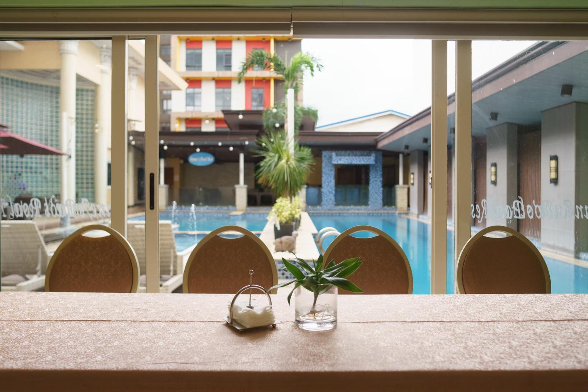 Villa Caceres Hotel Naga  Ngoại thất bức ảnh