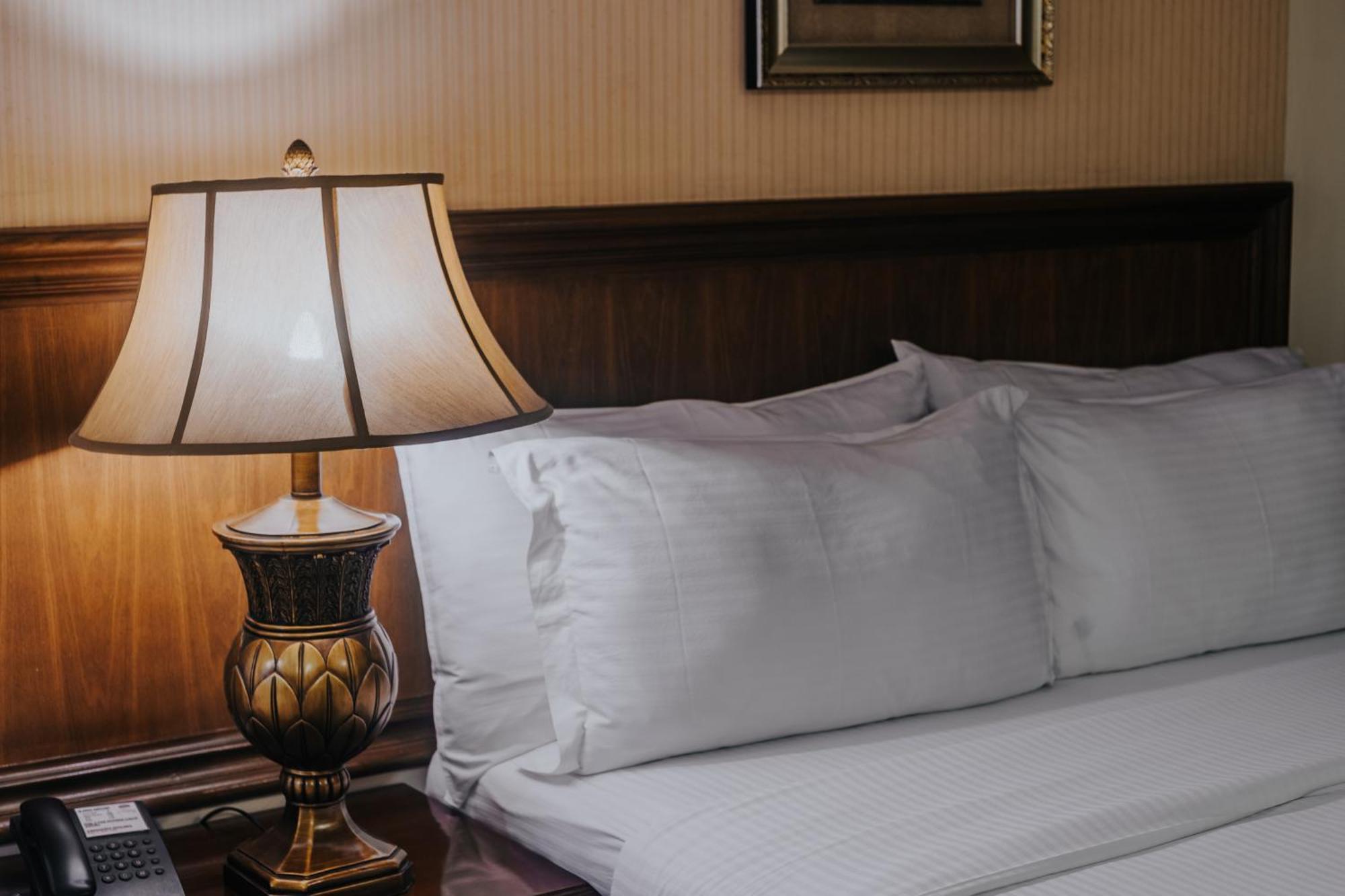 Villa Caceres Hotel Naga  Ngoại thất bức ảnh