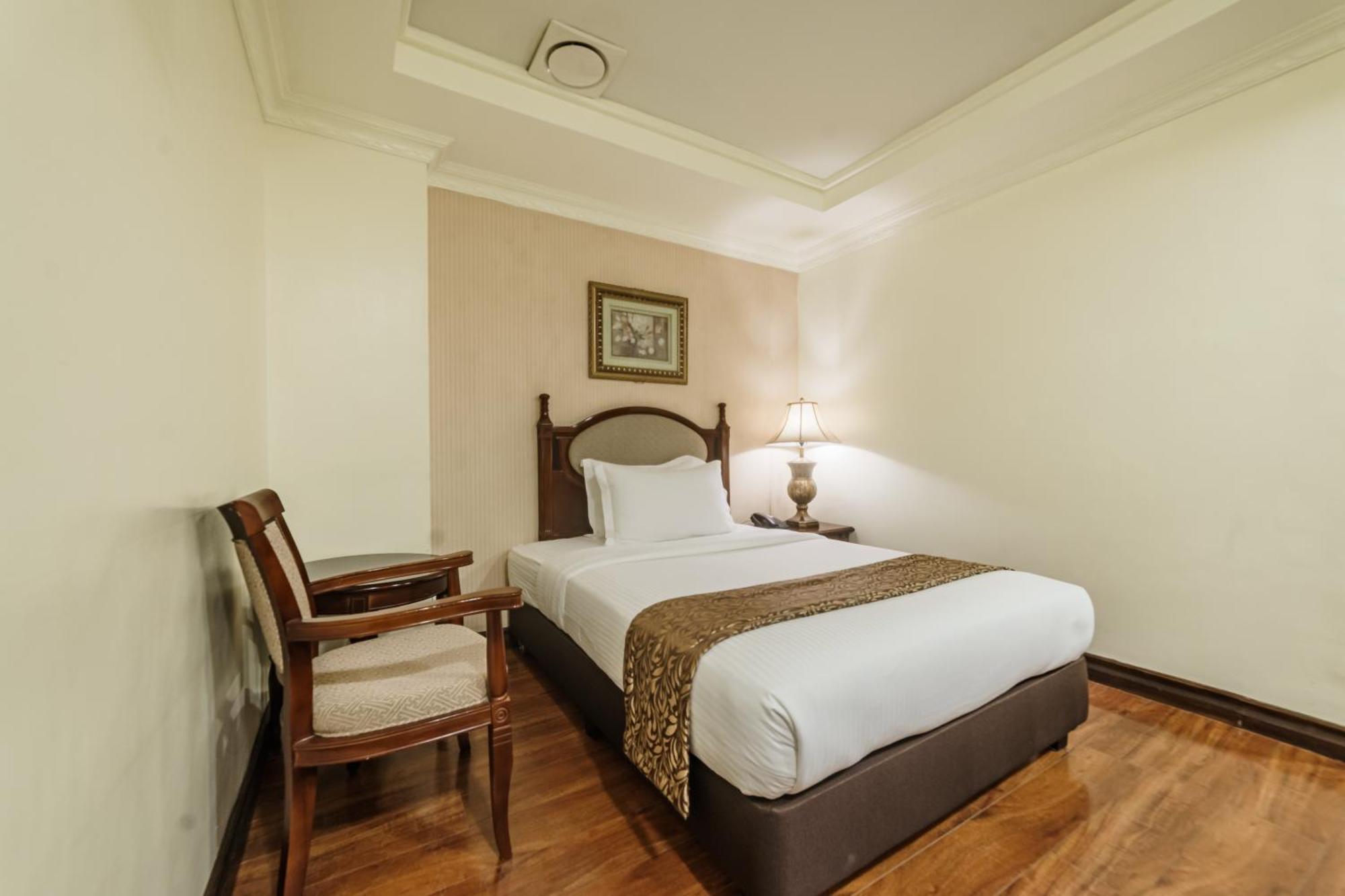 Villa Caceres Hotel Naga  Ngoại thất bức ảnh